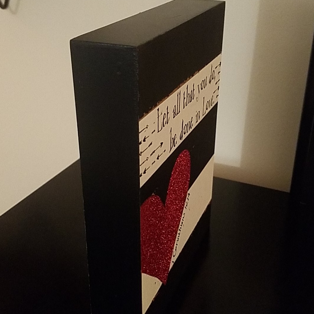 WALL /Table Decor - Picture 2 of 3